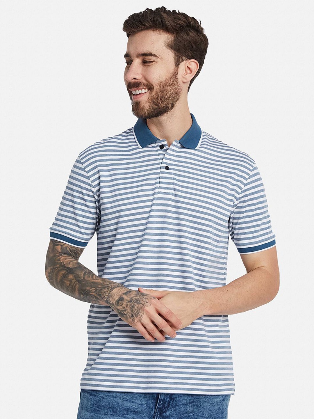 

Octave Men Striped Polo Collar T-shirt, White