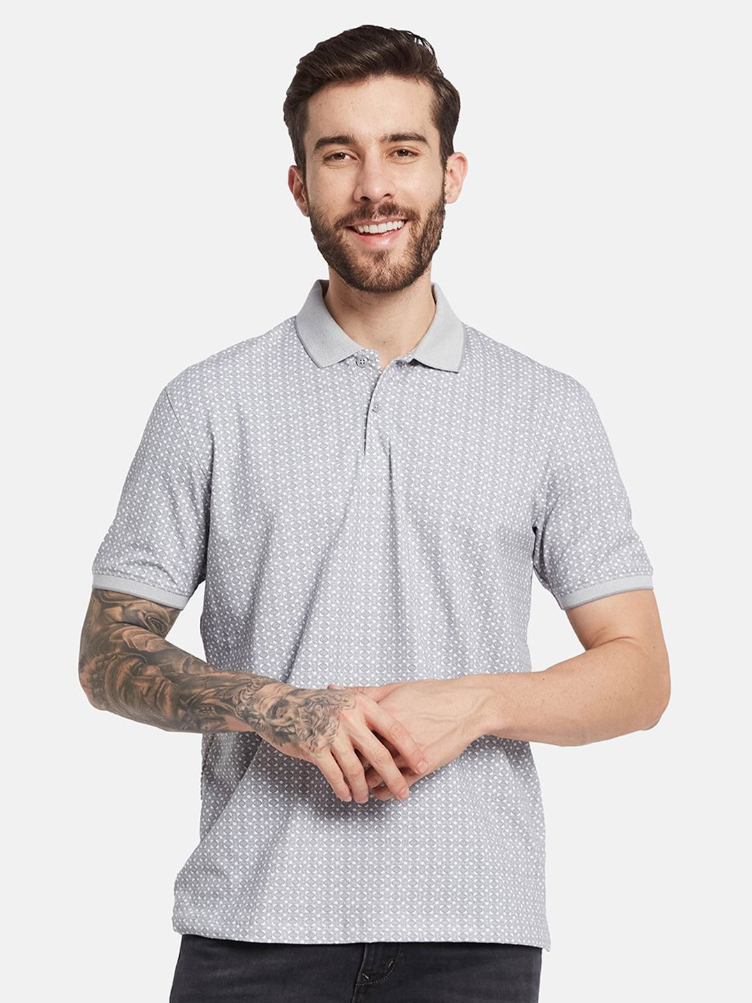 

Octave Men Geometric Printed Polo Collar T-shirt, Grey