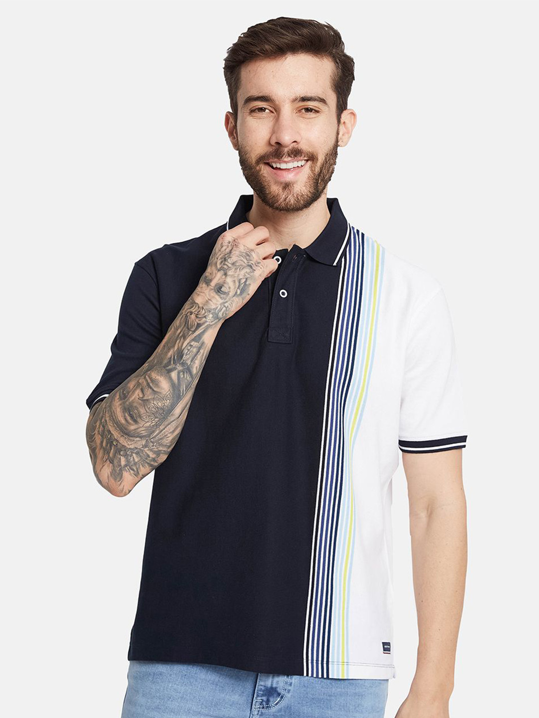 

Octave Men Colourblocked Polo Collar T-shirt, Navy blue