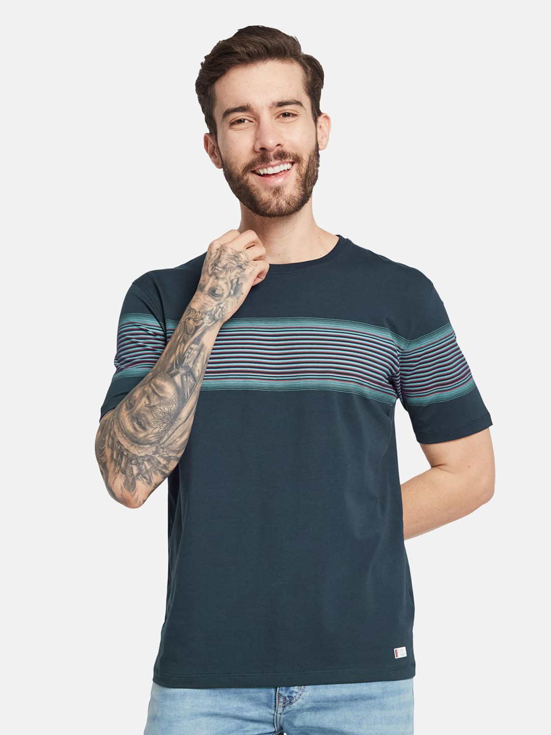 

Octave Men Striped Round Neck T-shirt, Navy blue