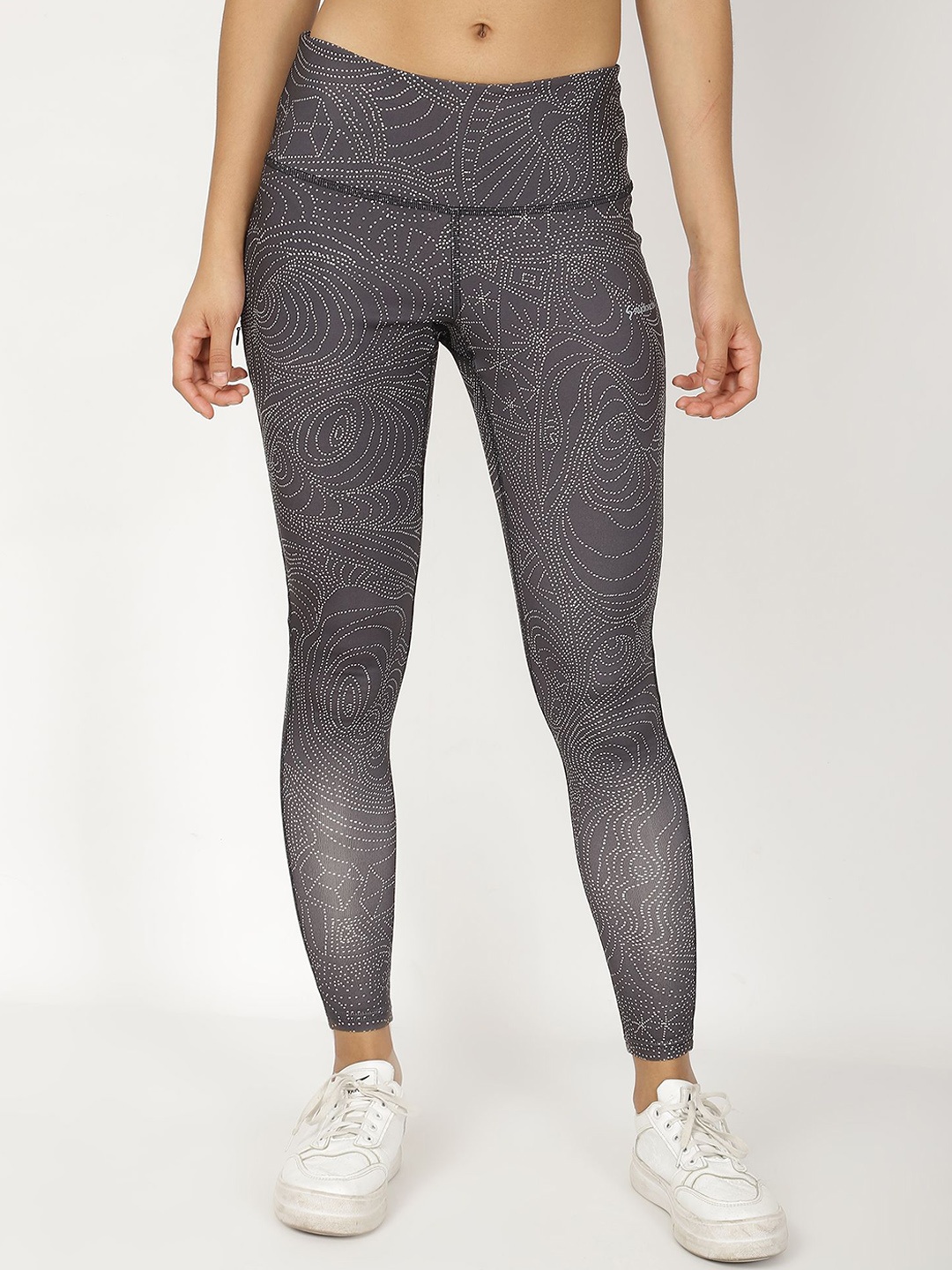 

STUDIOACTIV Slim-Fit Ankle-Length Gym Tights, Black