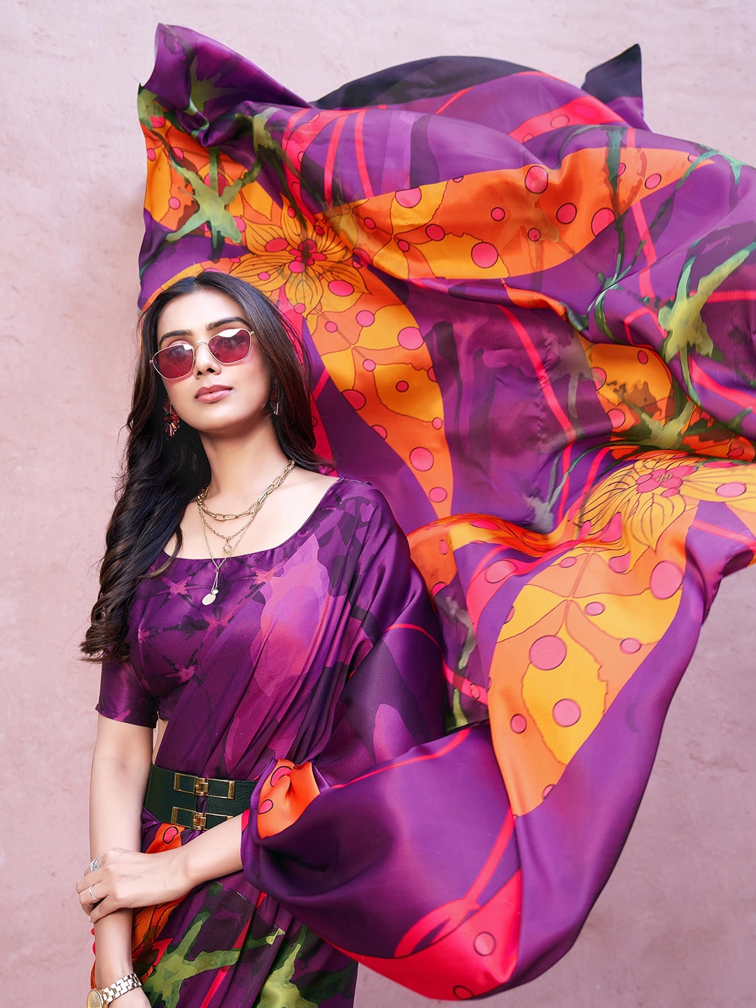 

RACHNA Satin Ready to Wear Block Print Saree, Purple