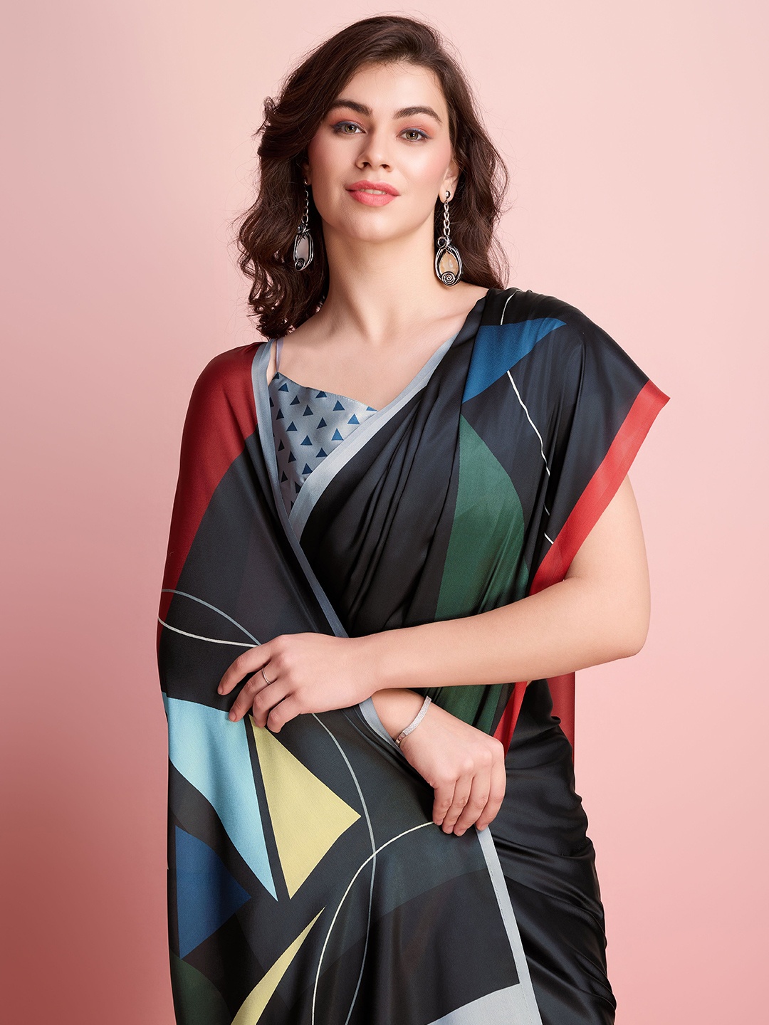 

RACHNA Satin Ready to Wear Saree, Black