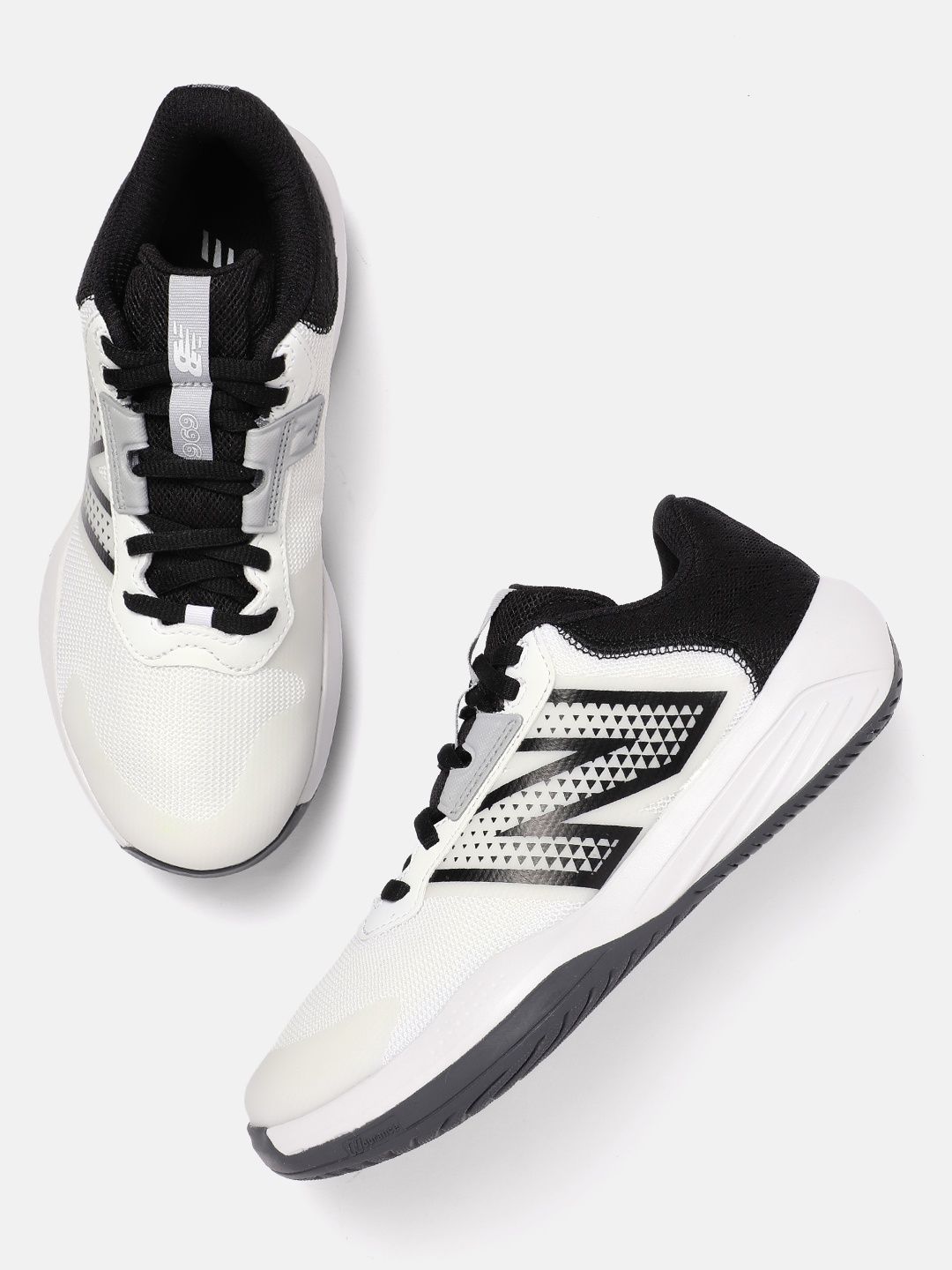 

New Balance Women 696 NDurance Tennis Shoes, White