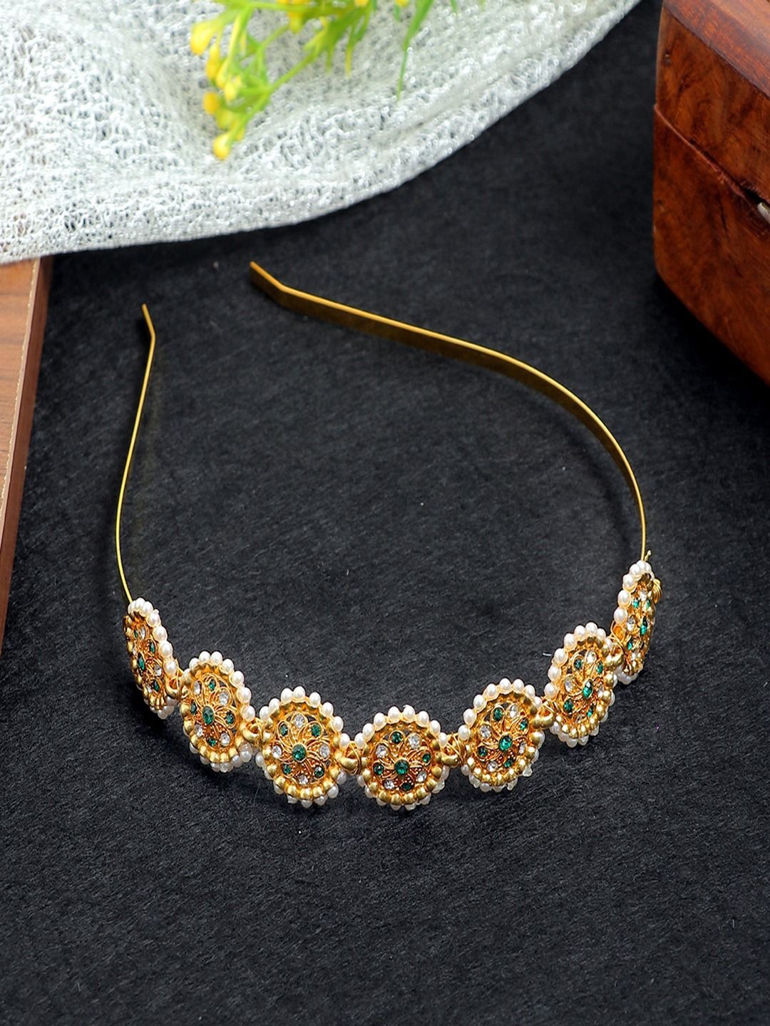 

UNIVERSITY TRENDZ Gold-Plated Stones-Studded Sheeshphool Headband