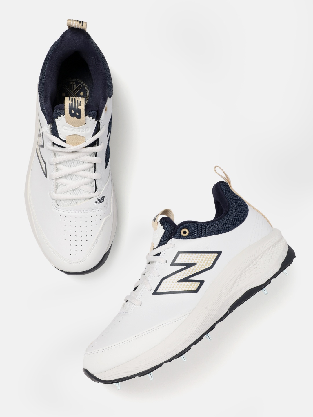 

New Balance Men 4030 Cricket Shoes, White