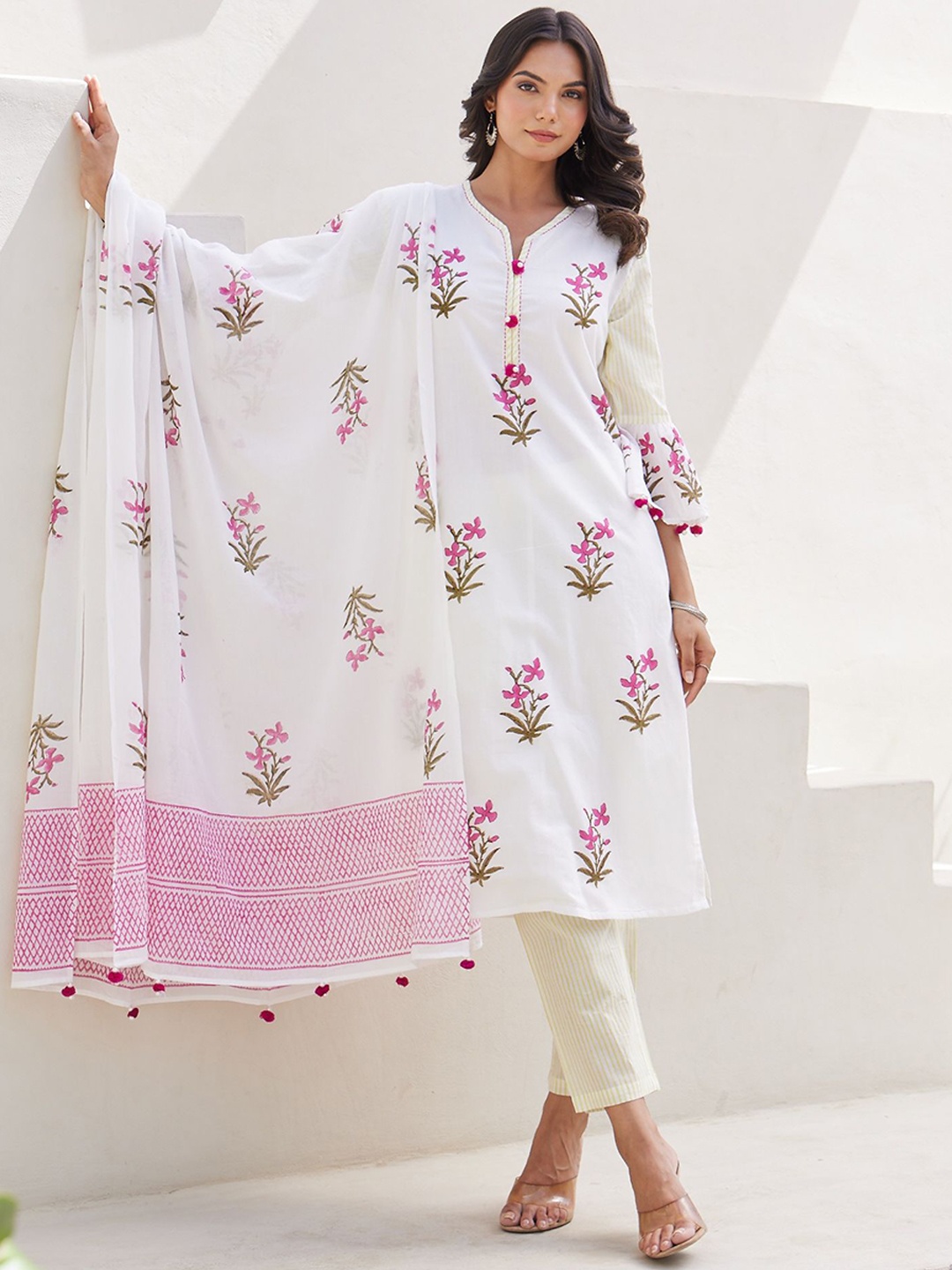 

MAAND Women Floral Printed Pure Cotton Straight Kurta & Trousers With Dupatta, White