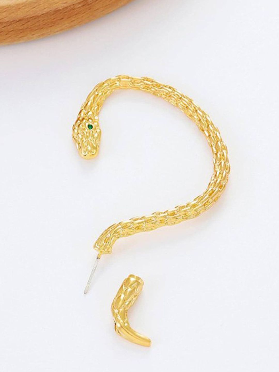 

Softwrap Gold-Plated Snake Shaped Ear Cuff Earrings