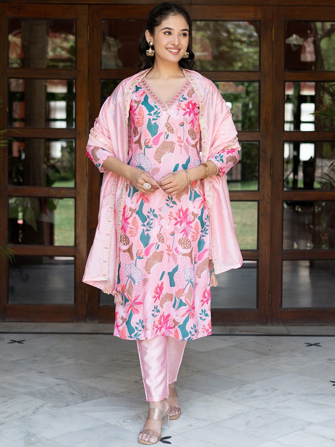 

ASPORA Floral Printed Sequinned Straight Kurta With Trouser & Dupatta, Pink