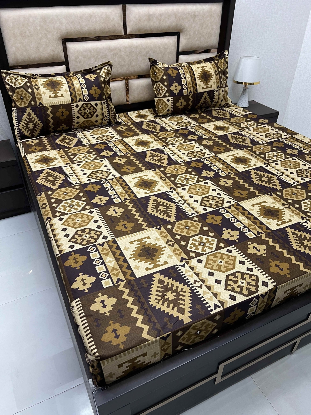 

Pure Decor Brown & Beige Ethnic Motifs Cotton 350 TC King Bedsheet with 2 Pillow Covers
