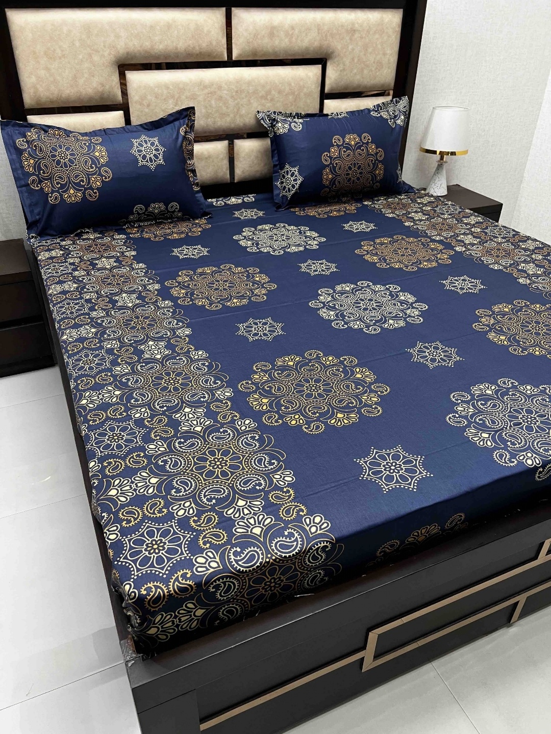 

Pure Decor Blue Ethnic Motifs 350 TC Pure Cotton King Bedsheet with 2 Pillow Covers