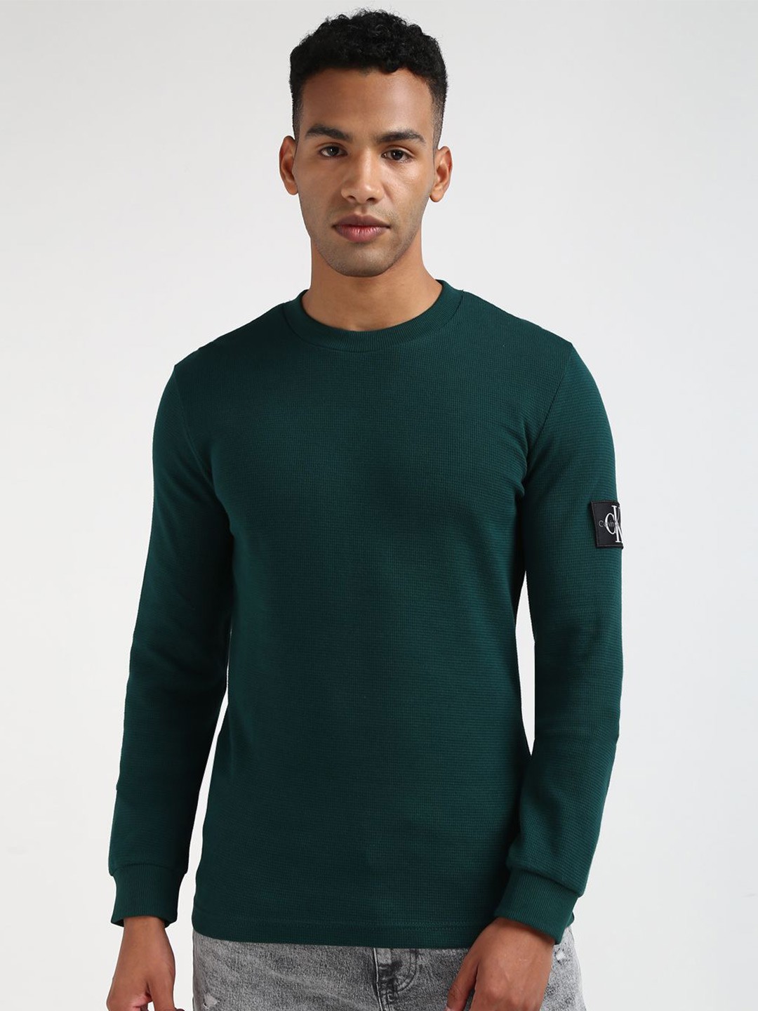 

Calvin Klein Men Solid Round Neck Applique Cotton T-shirt, Green