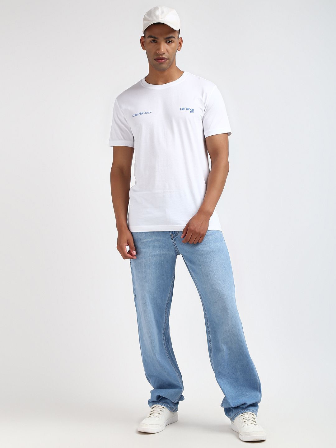 

Calvin Klein Jeans Men Solid Round Neck Cotton T-shirt, White