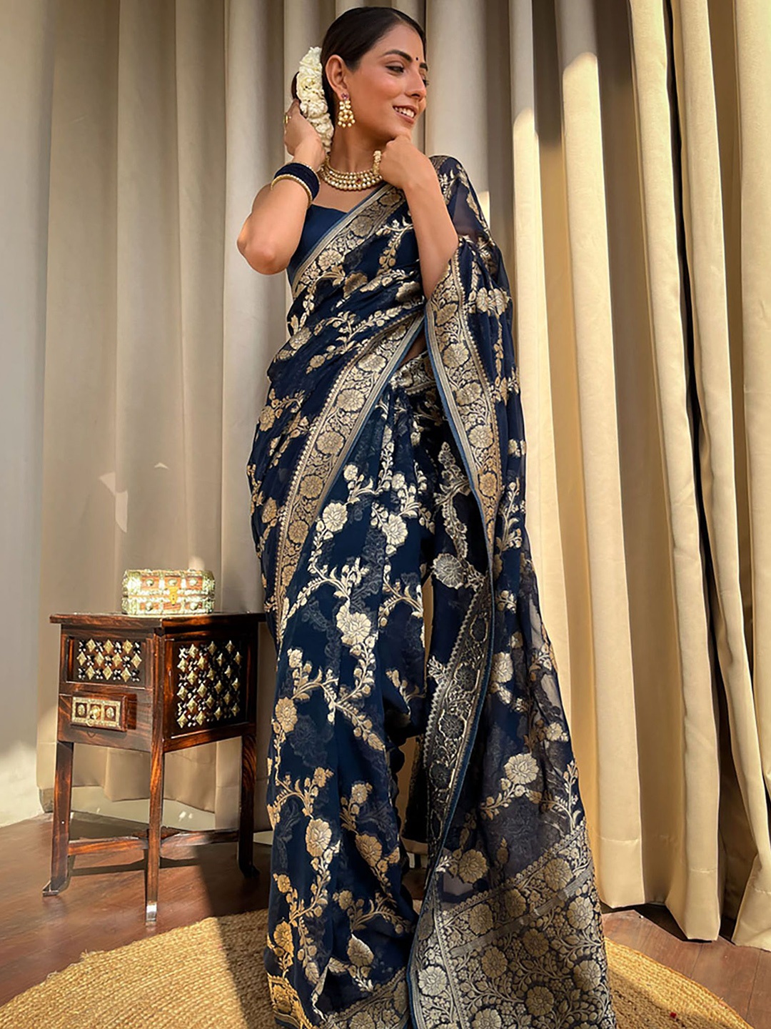 

BAESD Floral Zari Banarasi Saree, Navy blue