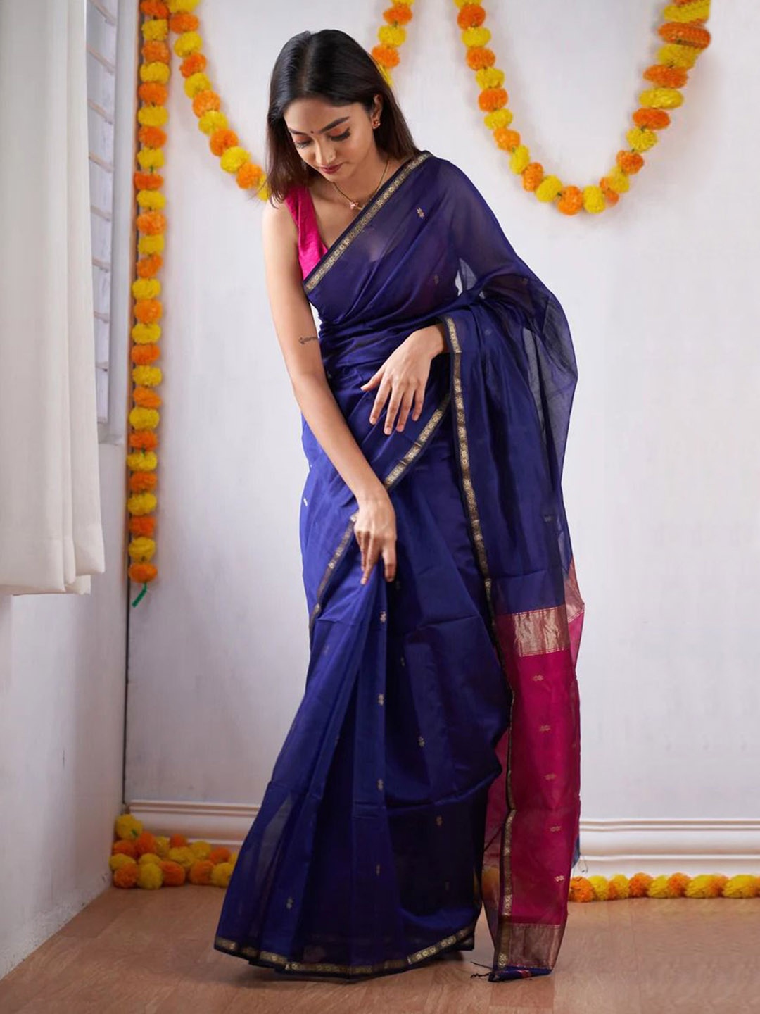 

BAESD Ethnic Motifs Woven Design Zari Pure Silk Banarasi Saree, Blue