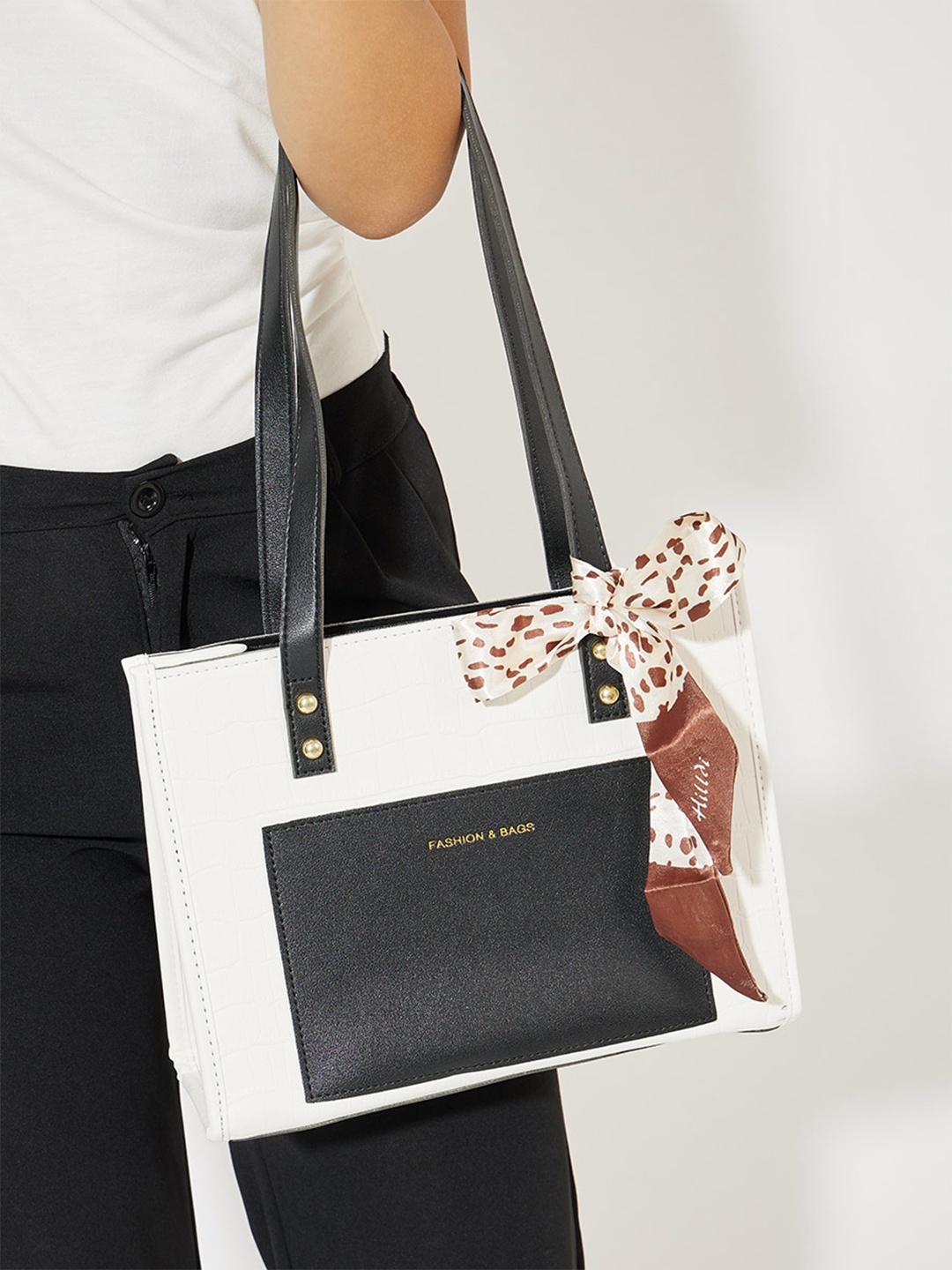 

Styli Women White Colorblocked Ribbon Detail Shoulder Bag