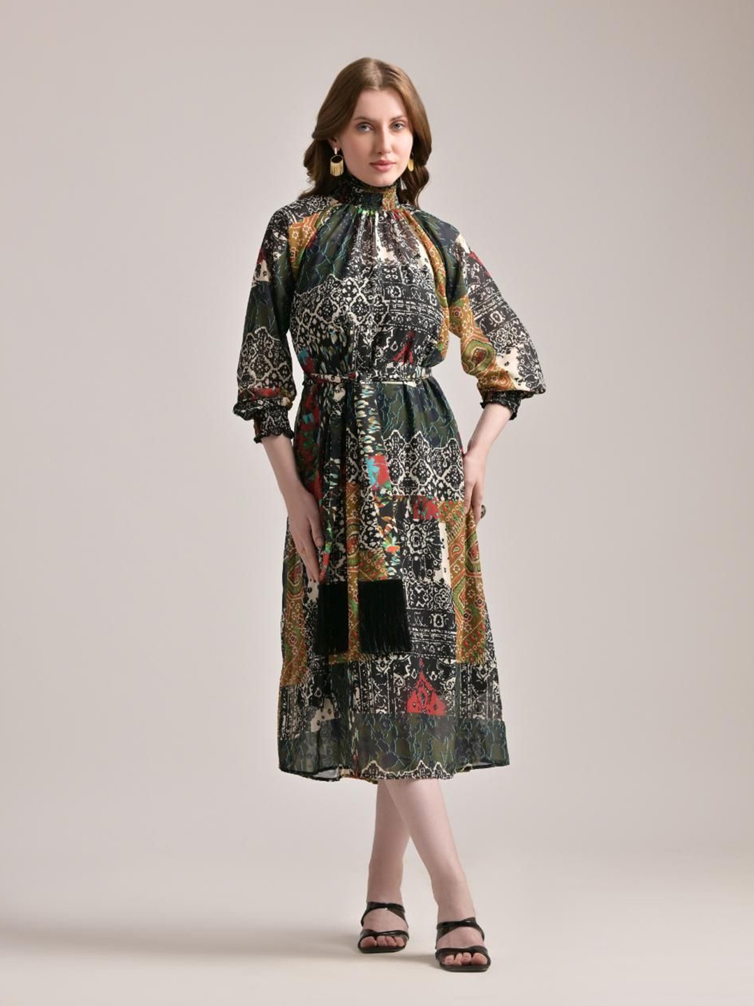 

The Samoa Ethnic Motifs Print Flared Sleeve A-Line Midi Dress, Multi