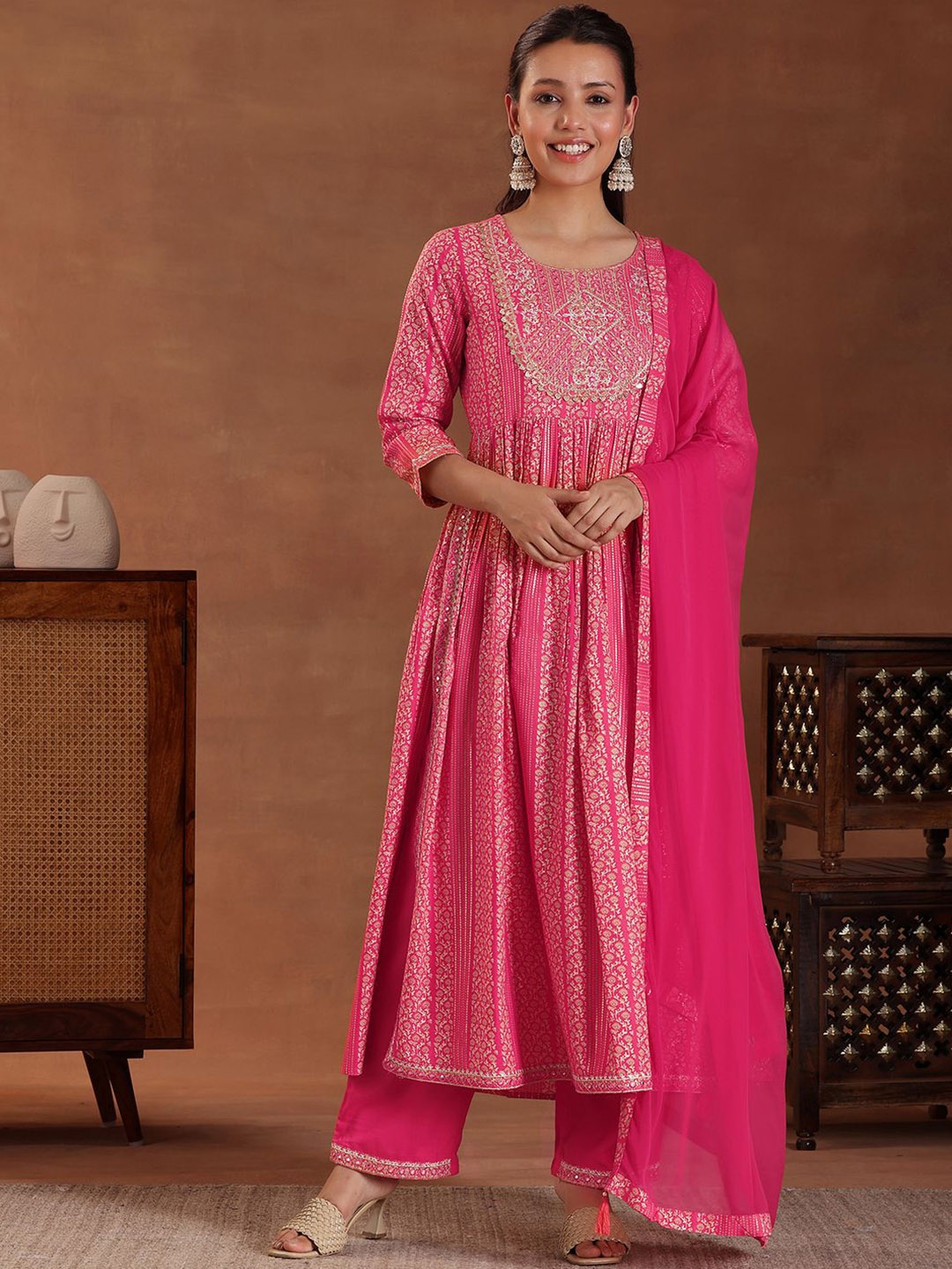 

Libas Round Neck Floral Printed A-Line Kurta with Trousers & With Dupatta, Pink