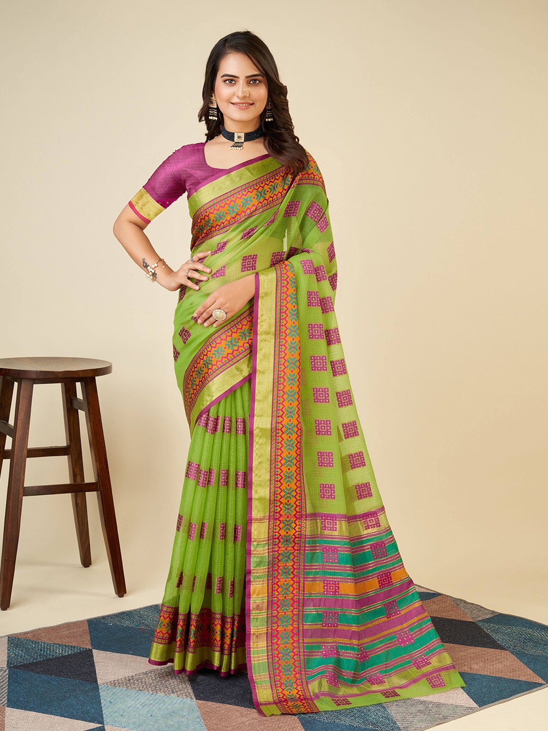 

Upalksh Woven Design Zari Banarasi Saree, Lime green