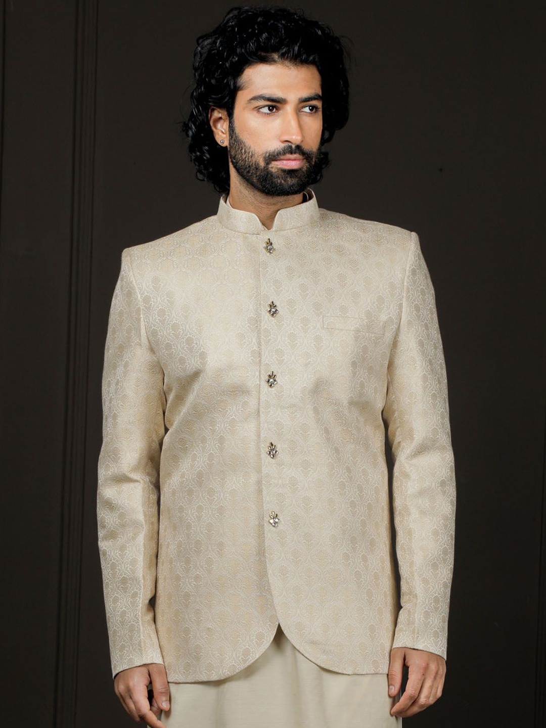 

VASTRAMAY Self Design Mandarin Collar Slim Fit Single Breasted Silk Jodhpuri Blazer, Beige