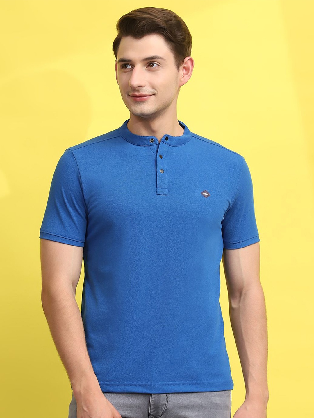 

Cloak & Decker by Monte Carlo Men Henley Neck Solid T-shirt, Blue