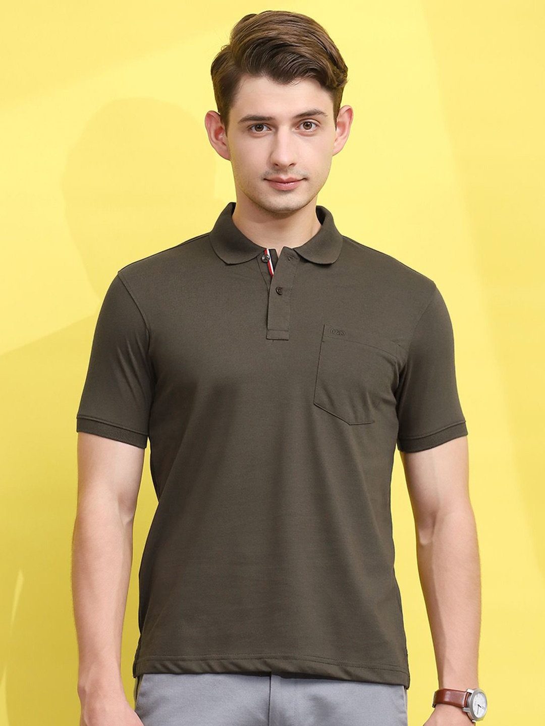 

Cloak & Decker by Monte Carlo Men Solid Polo Collar Pockets T-shirt, Olive