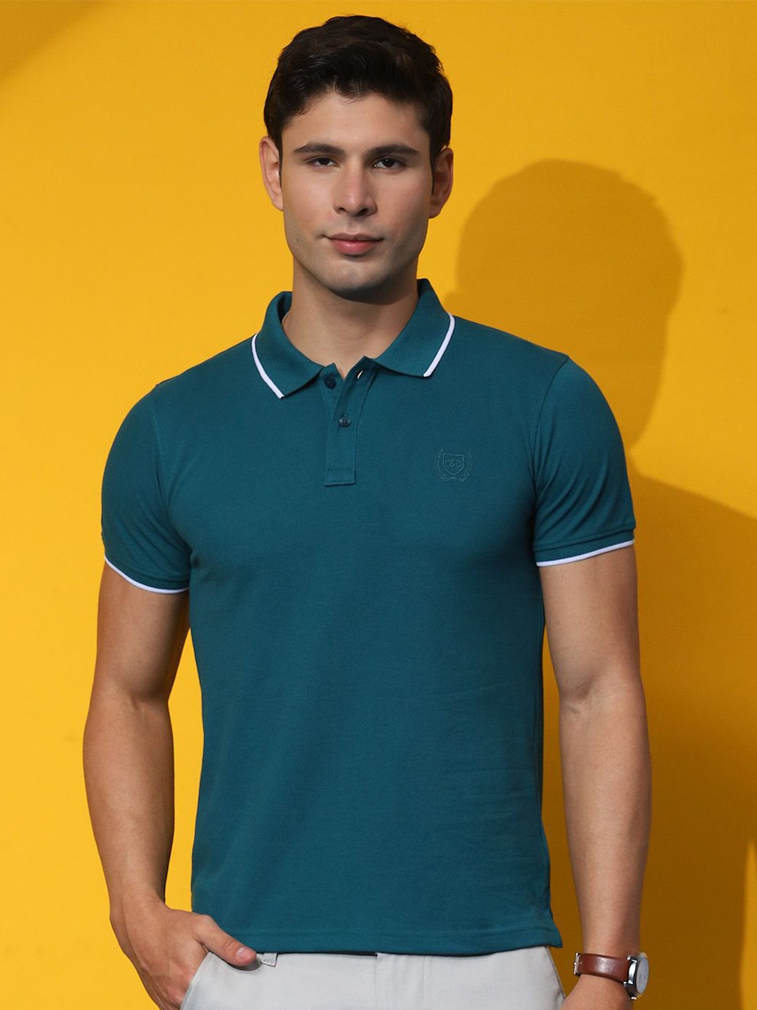 

Cloak & Decker by Monte Carlo Men Solid Polo Collar T-shirt, Teal