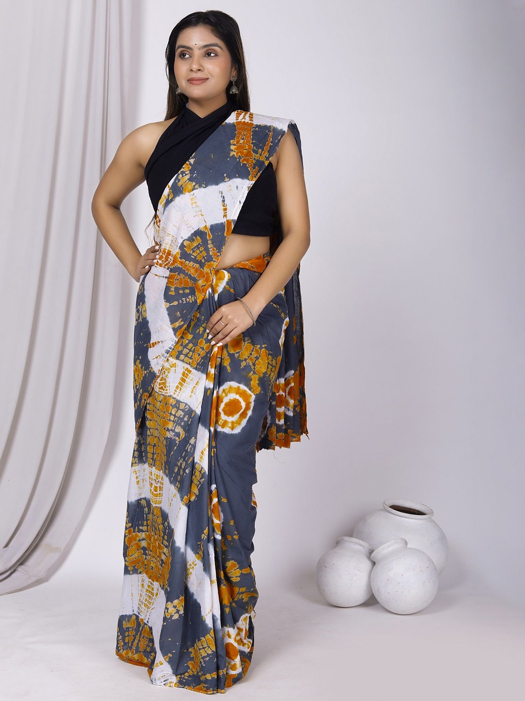 

JAIPURI PRINT Tie and Dye Pure Cotton Saree, Grey