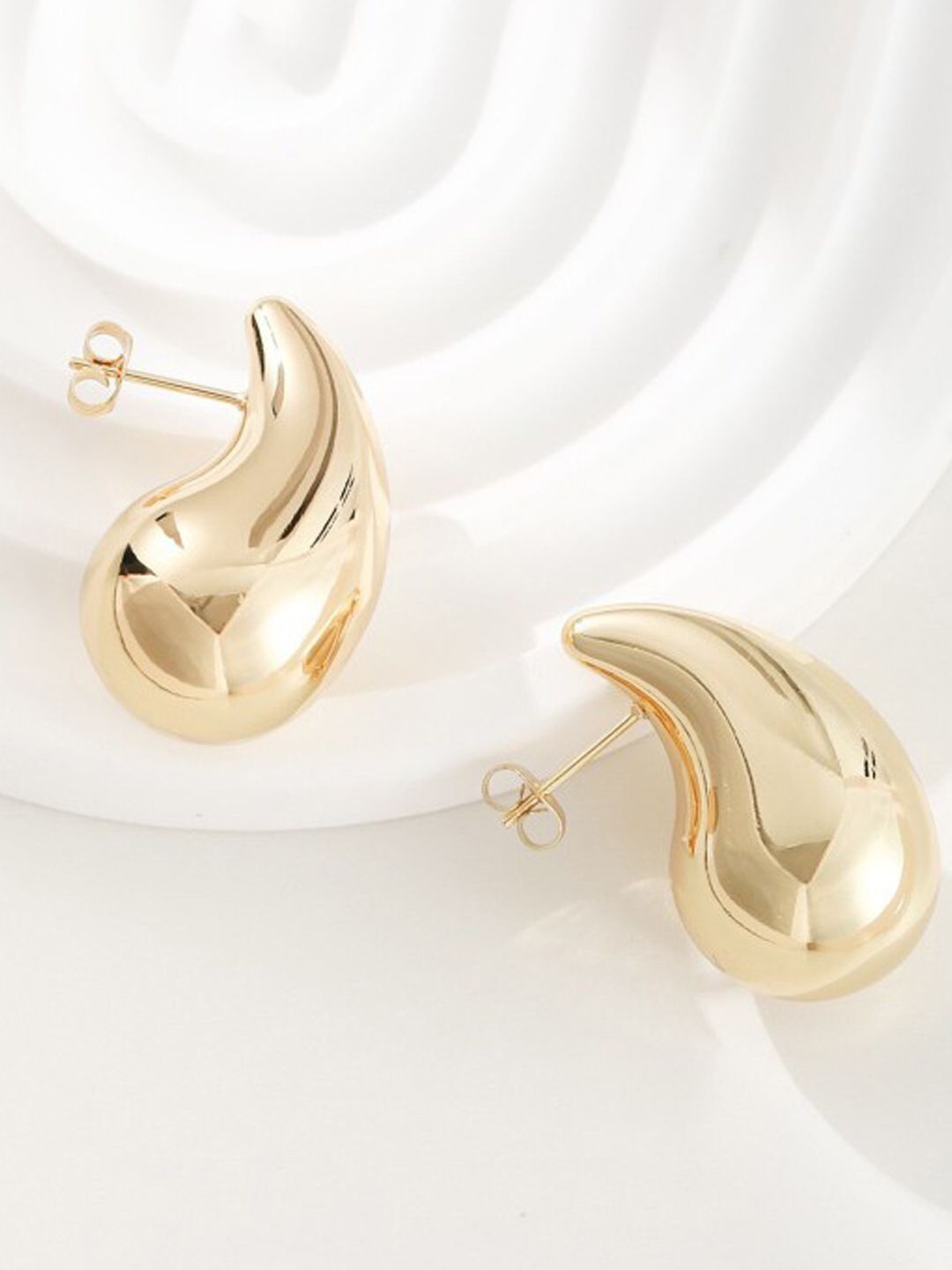 

Softwrap Gold Plated Teardrop Shaped Stud Earrings