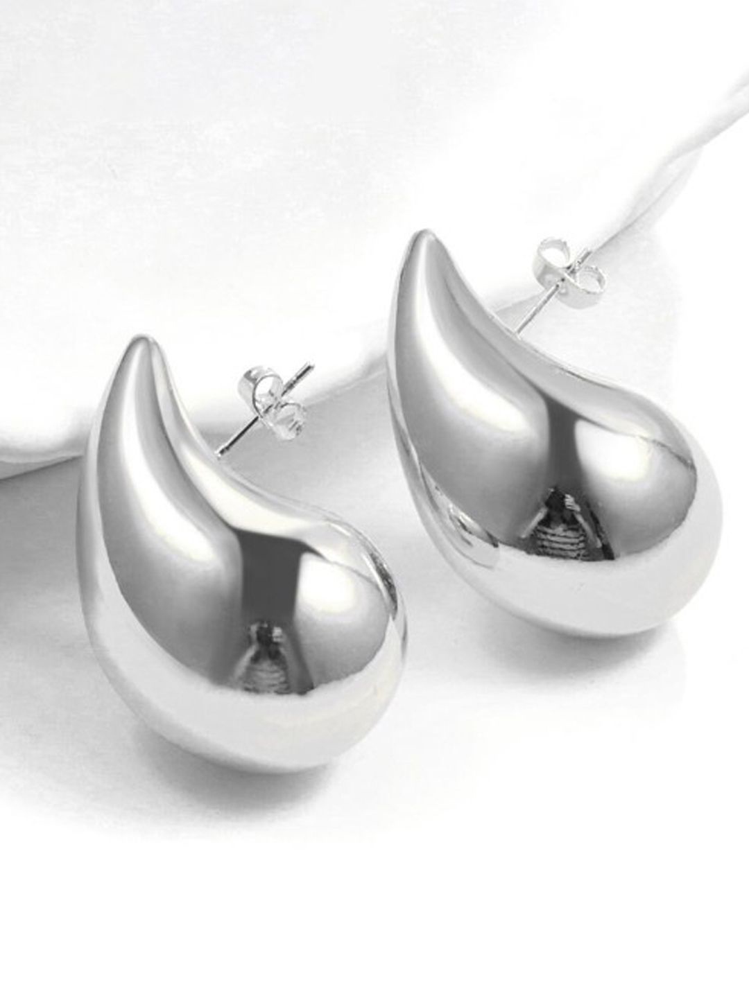 

Softwrap Silver Plated Teardrop Shaped Stainless Steel Stud Earrings