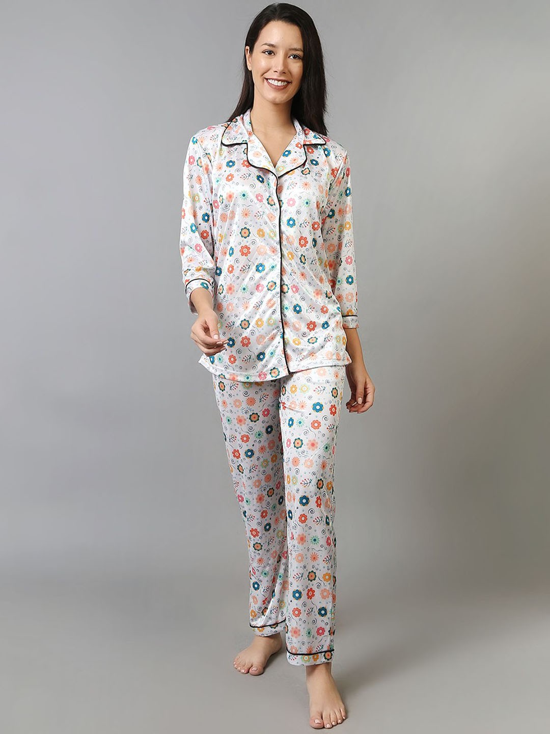 

Softwrap Lapel Collar Conversational Printed Night suit, White