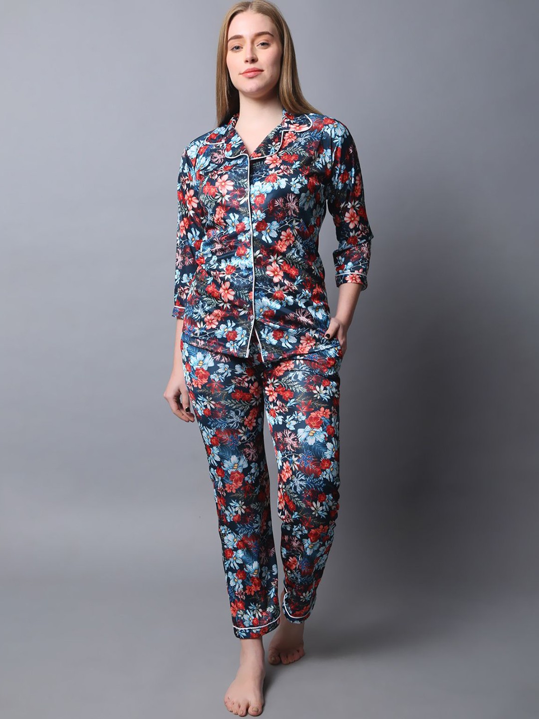 

Softwrap Floral Printed Lapel Collar Satin Night Suit, Navy blue