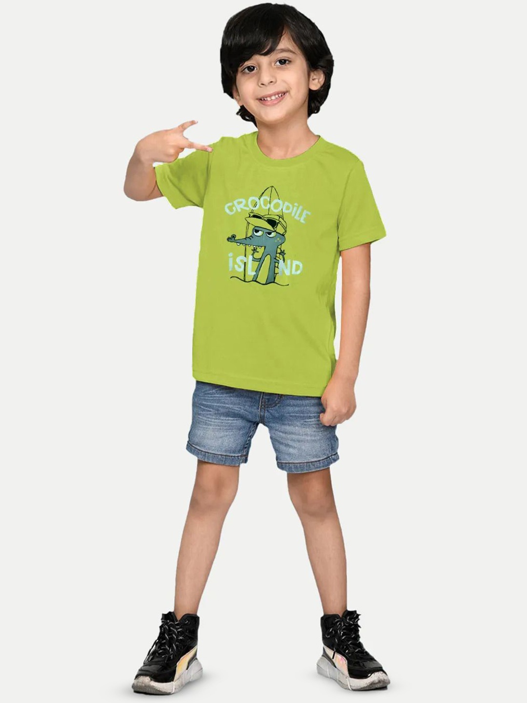 

BAESD Boys Typography Printed Round Neck T-shirt, Green