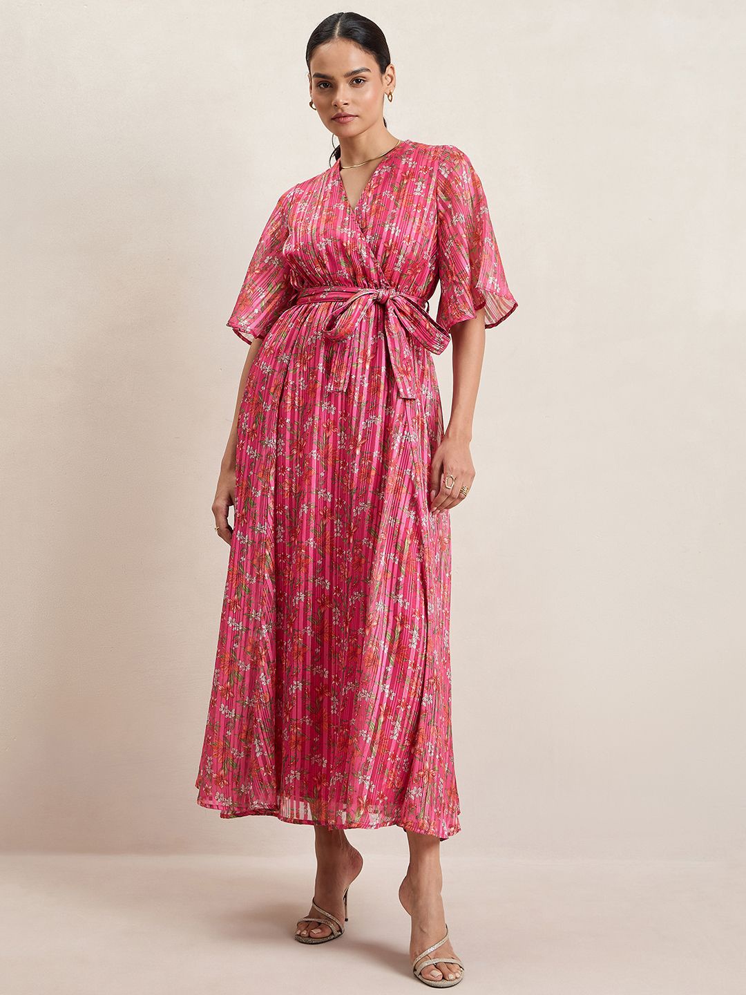 

FEMMELLA Ethnic Motifs Print Flared Sleeve Maxi Dress, Pink
