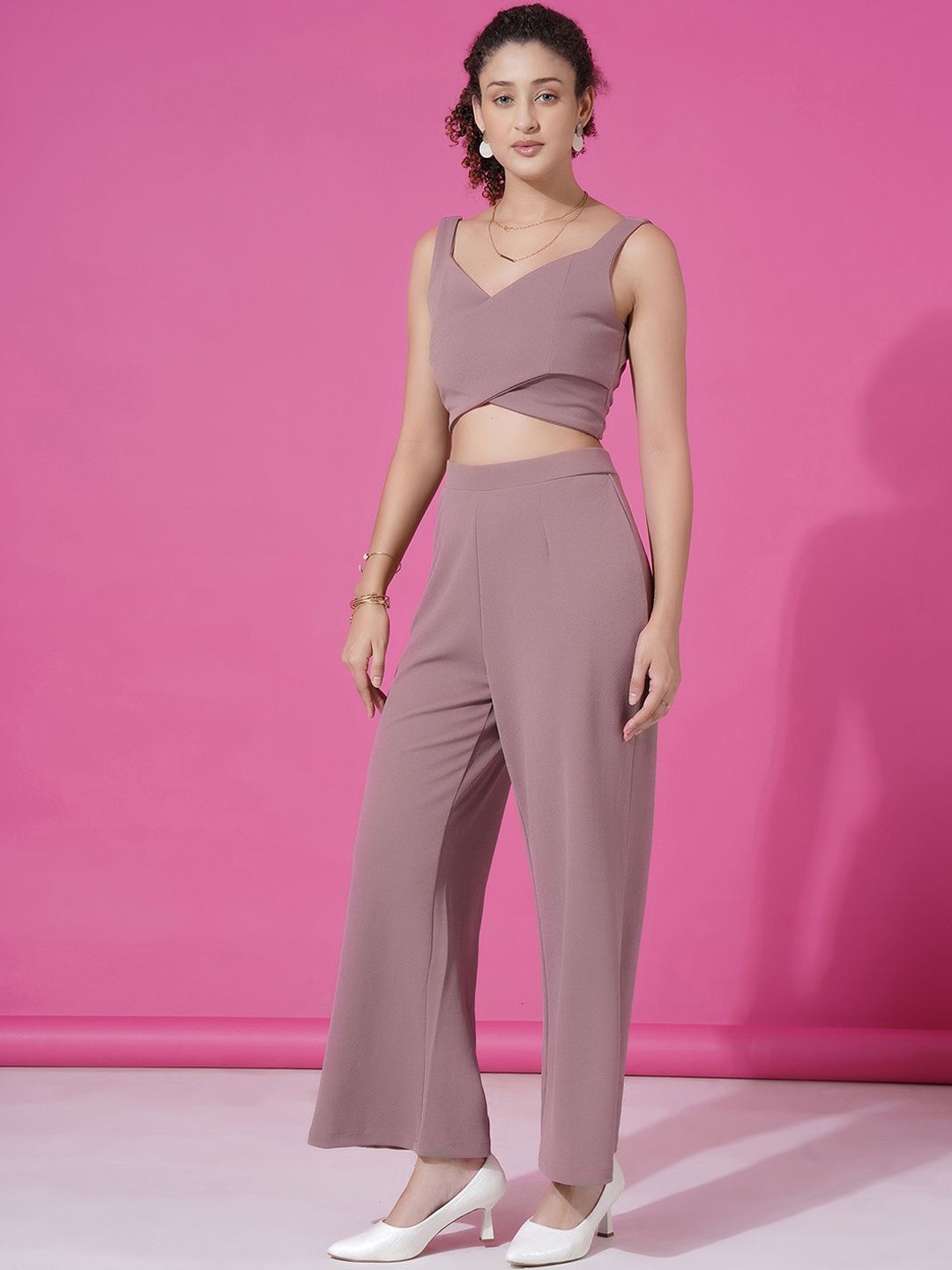 

Selvia Shoulder Straps Crop Top With Trousers, Purple