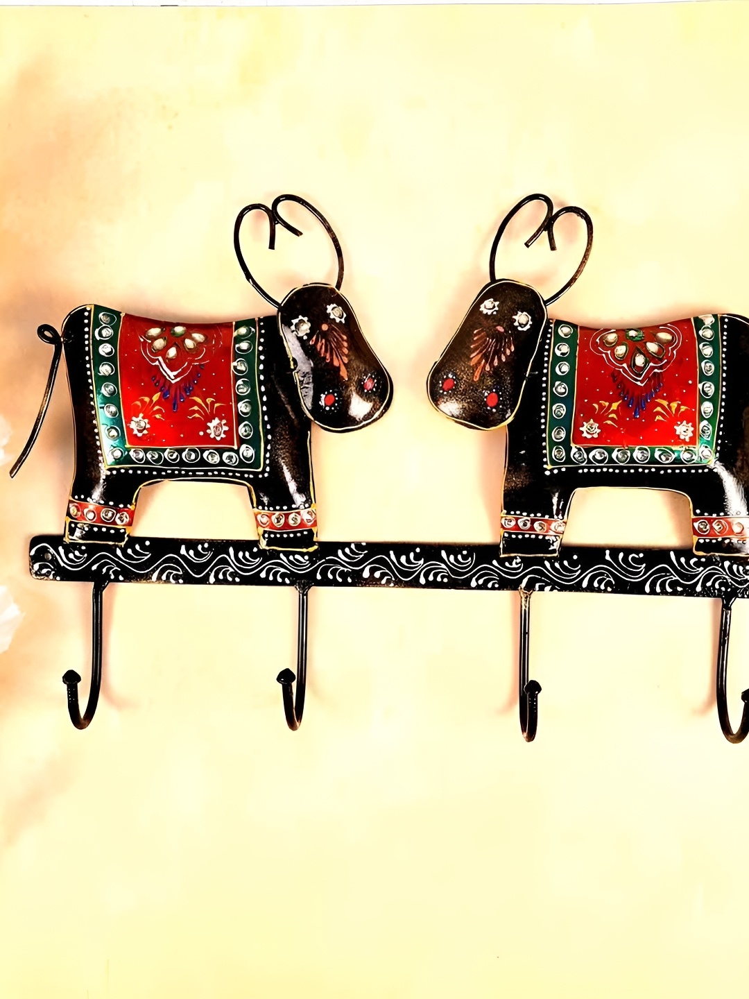 

apka mart Red & Black Printed Cow Design Wall Hanging Key Holder