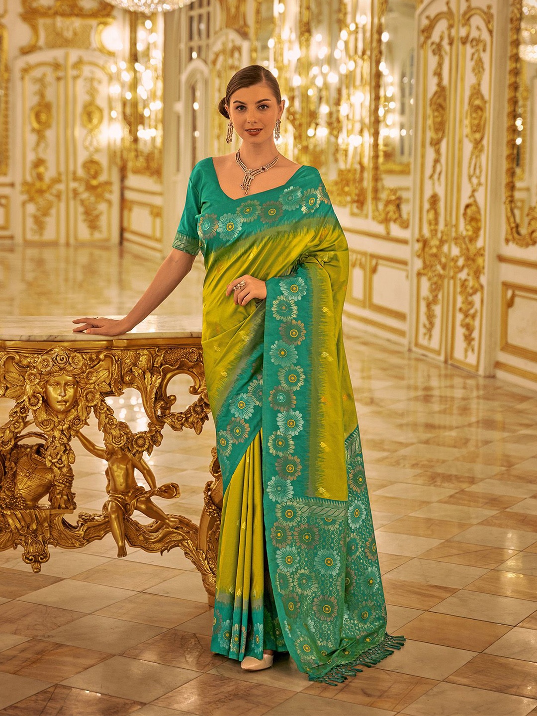 

elora Woven Design Banarasi Saree, Lime green