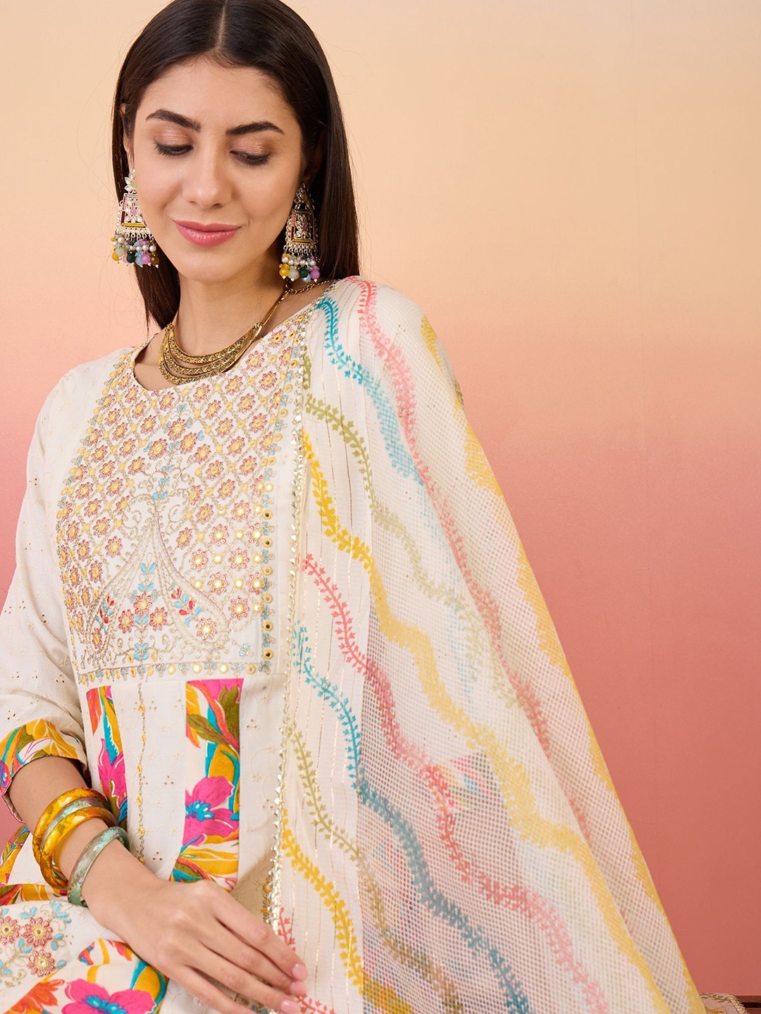 

Sangria Off White Floral Embroidered Panelled Anarkali Kurta With Trouser & Dupatta