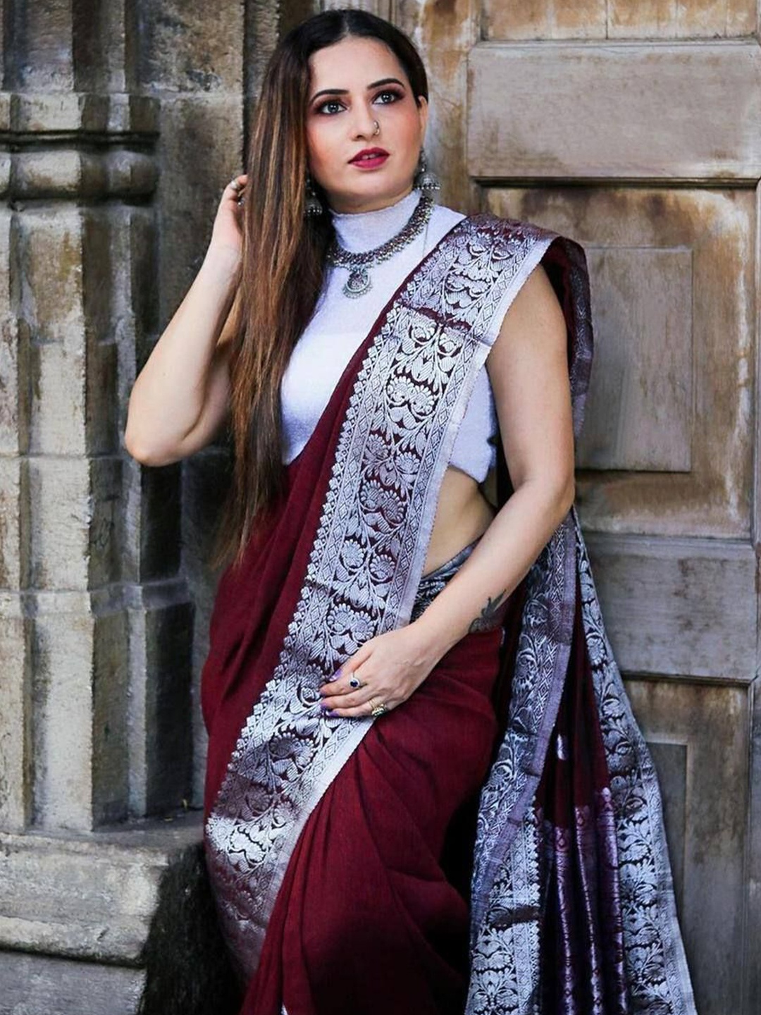 

Celeb Styles Woven Design Zari Saree, Maroon