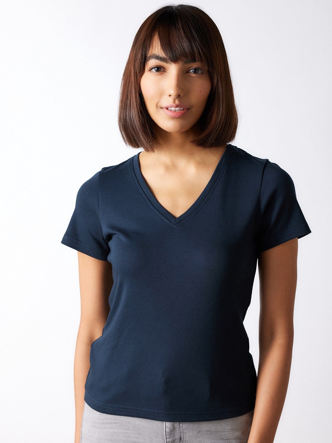 

Creatures of Habit Women Vintage V-Neck T-Shirt, Navy blue