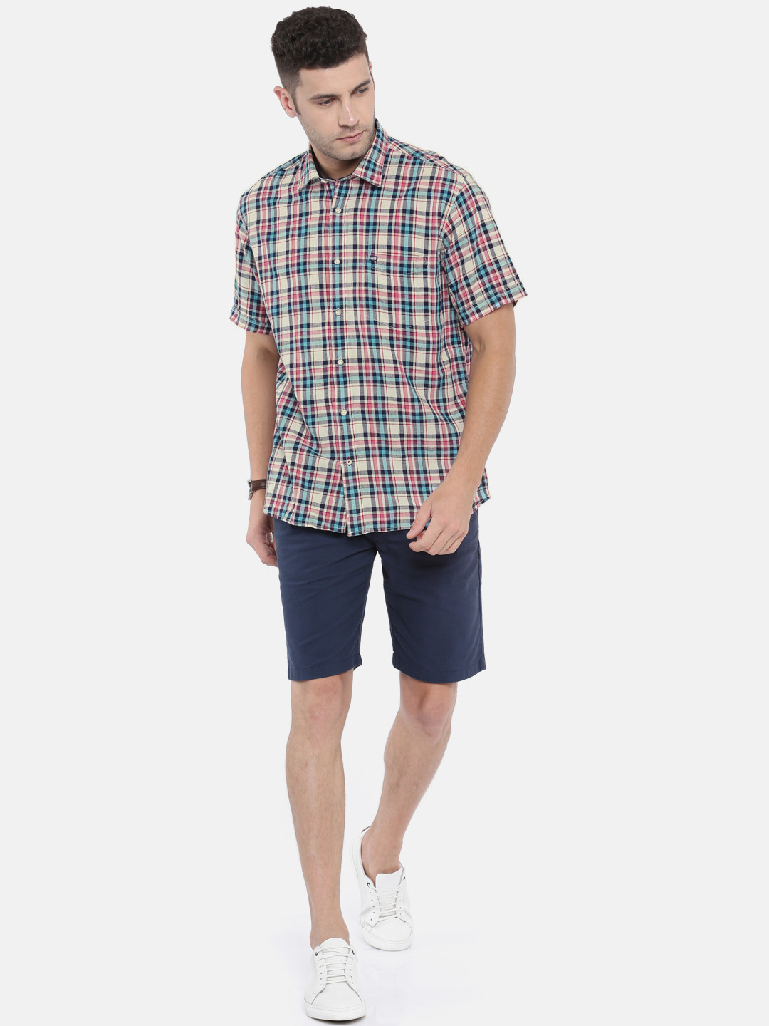 

Arrow Sport Men Beige & Blue Regular Fit Checked Casual Shirt