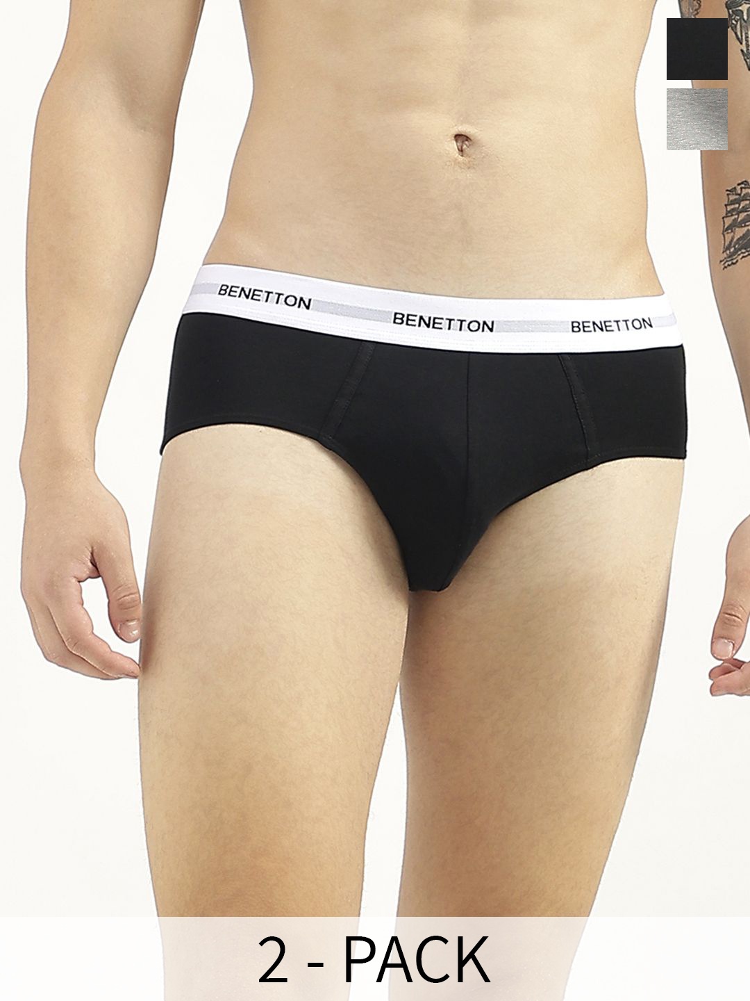 

United Colors of Benetton Pack Of 2 Low-Rise Basic Briefs 24P3OP82S18NG902XS, Black