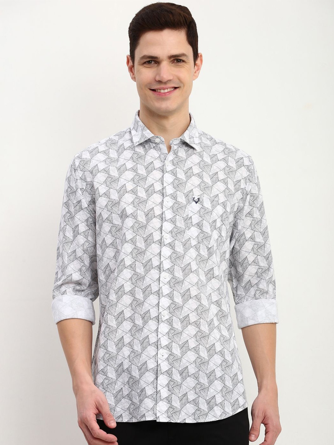 

Allen Solly Men Slim Fit Floral Opaque Printed Casual Shirt, White