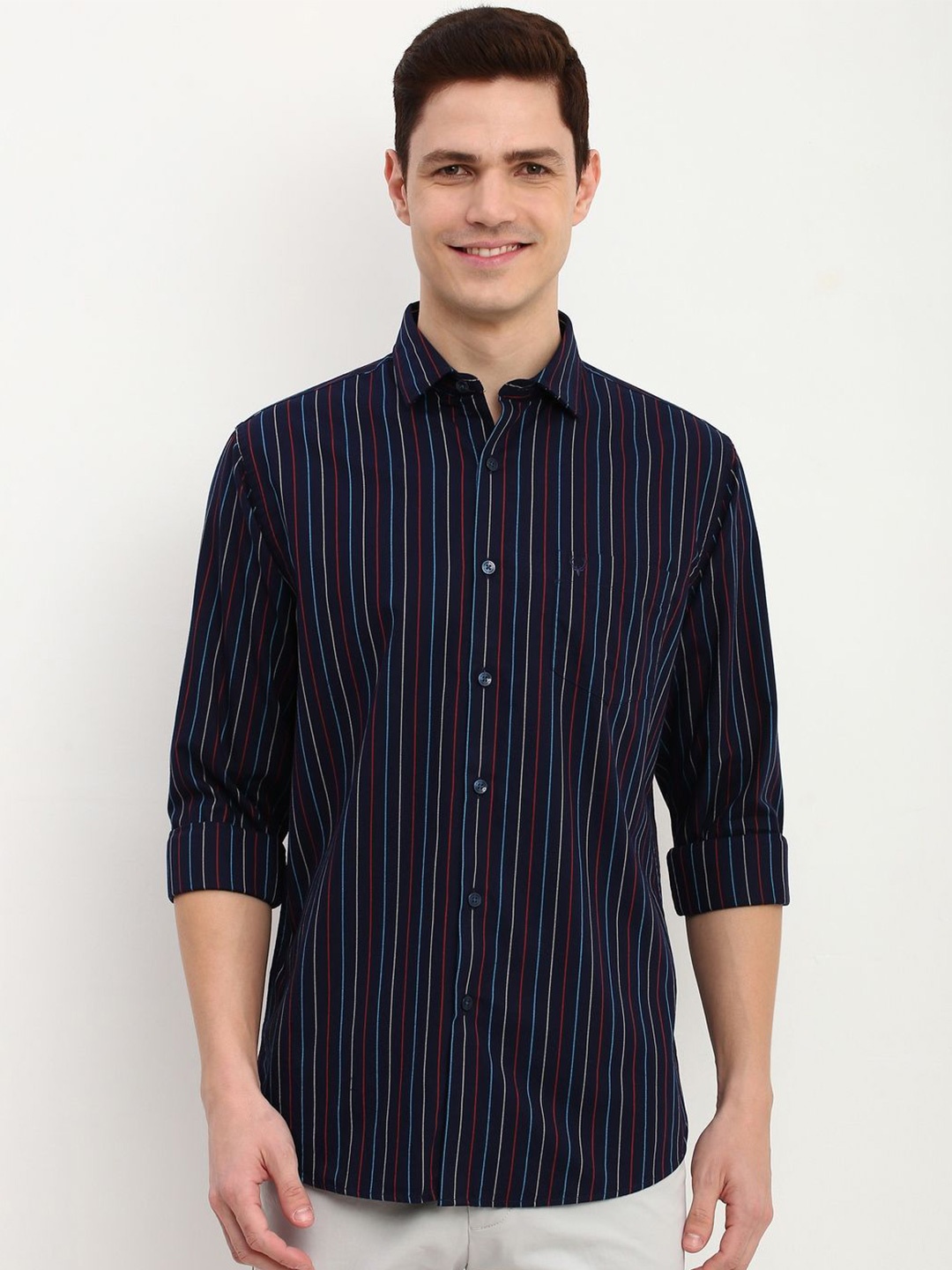 

Allen Solly Men Slim Fit Opaque Striped Casual Shirt, Navy blue