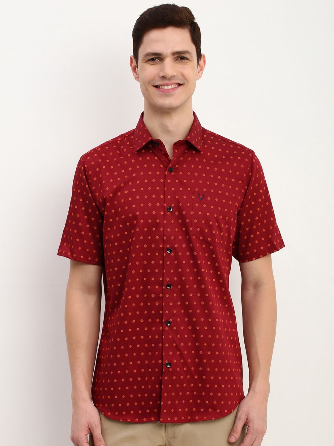 

Allen Solly Men Slim Fit Floral Opaque Printed Casual Shirt, Red