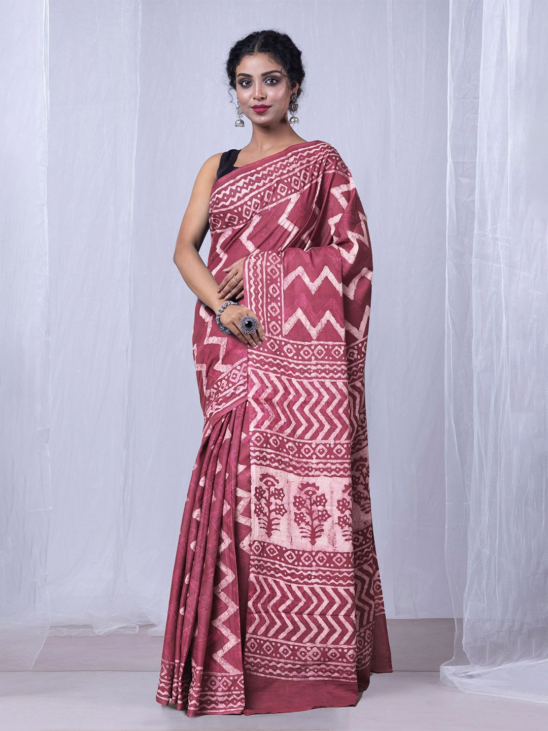 

Unnati Silks Dabu Pure Cotton Handloom Dabu Saree, Pink