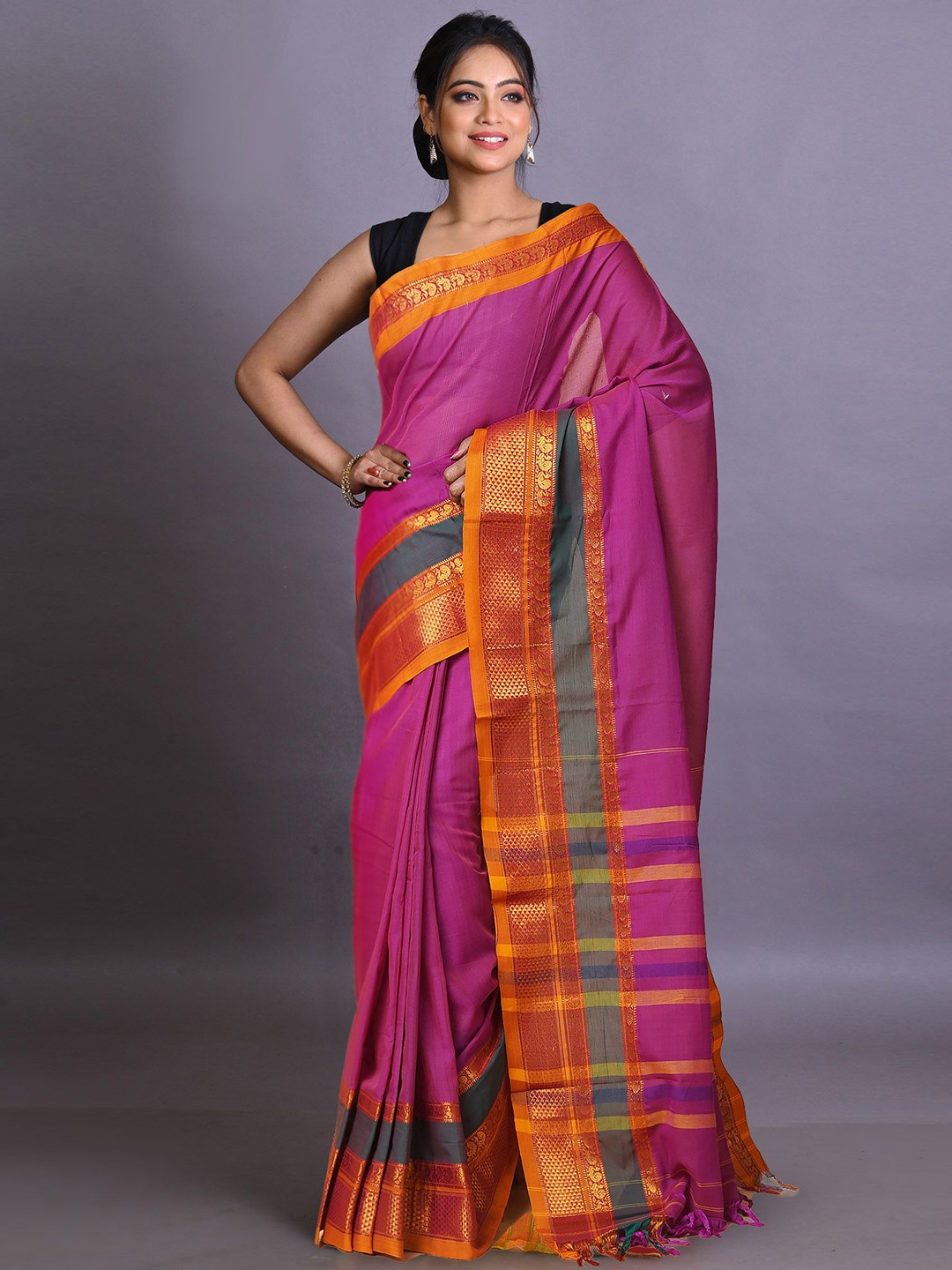 

Unnati Silks Zari Pure Cotton Handloom Narayan Peth Saree, Pink