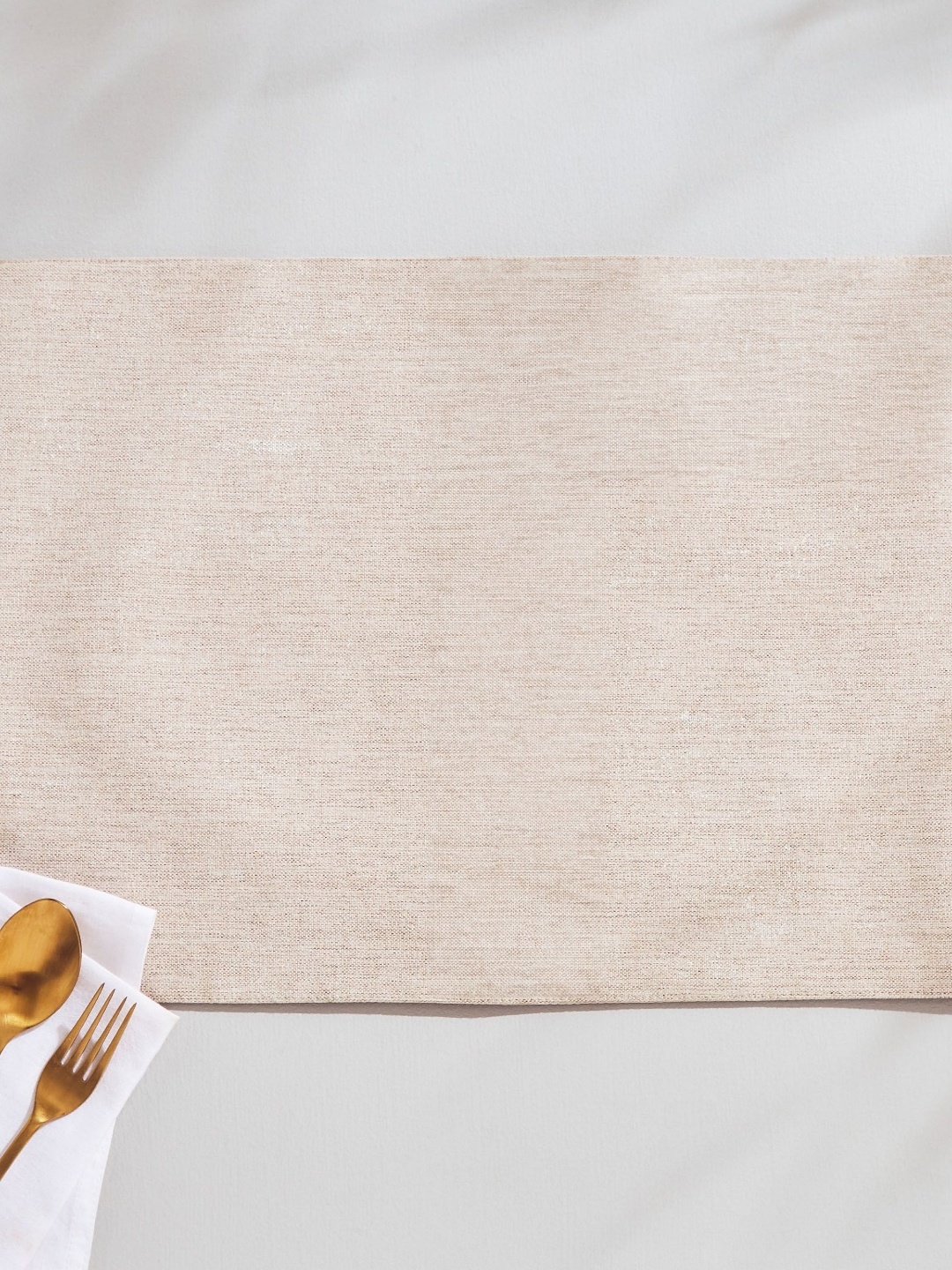 

Home Centre Brown Foil Print Rectangular Table Placemats