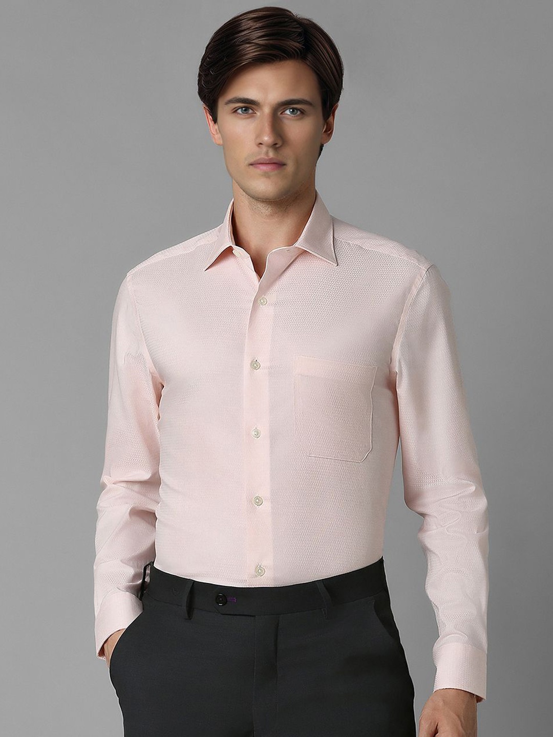 

Louis Philippe Men Opaque Formal Shirt, Peach