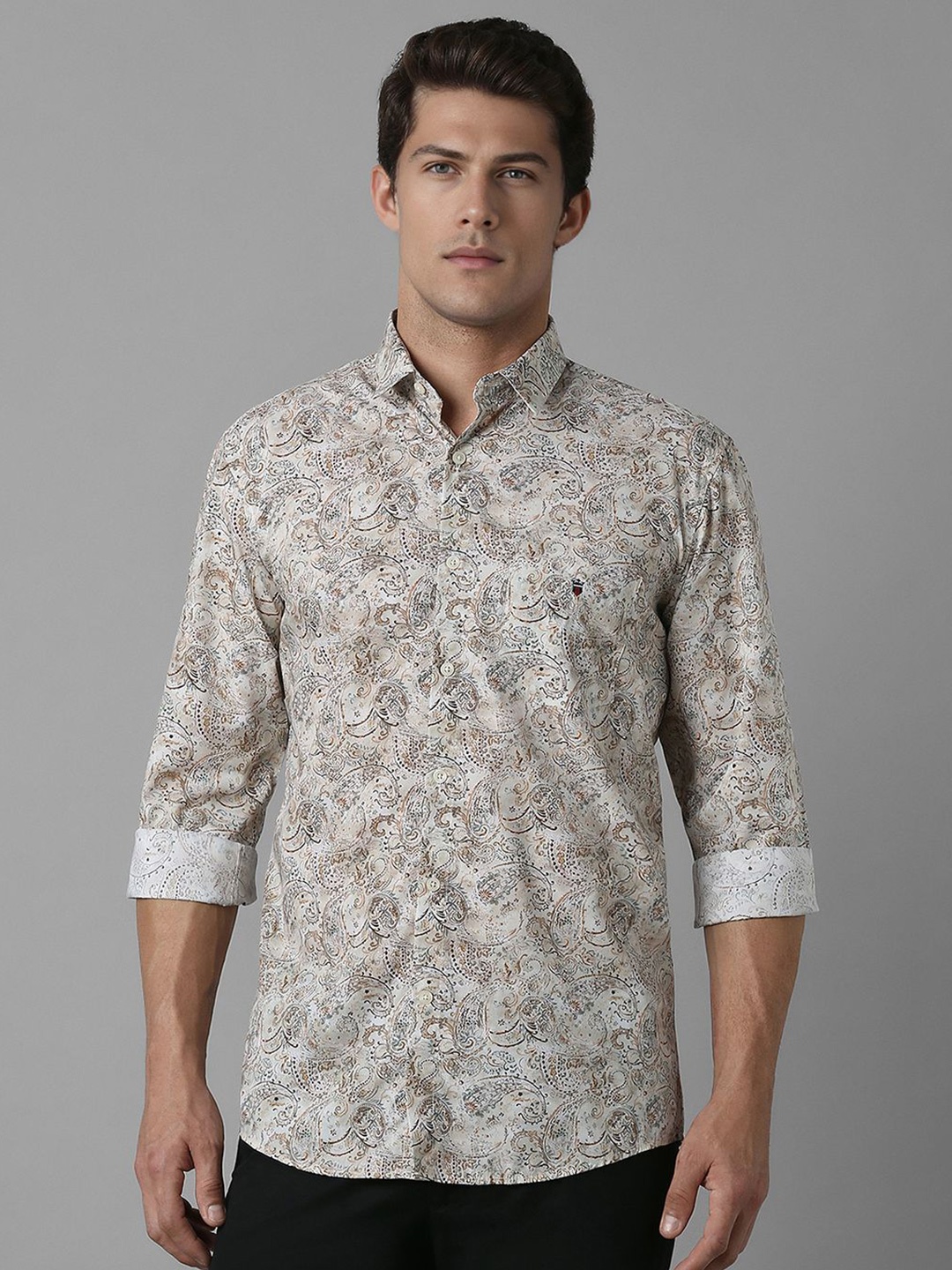 

Louis Philippe Sport Men Slim Fit Floral Opaque Printed Casual Shirt, Grey